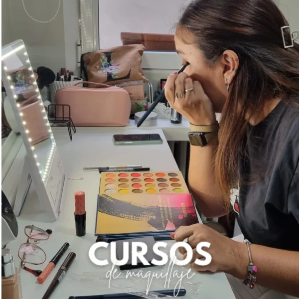 REGALO CURSO DE MAQUILLAJE EN ZARAGOZA